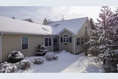 909 Grand View Lane, Aurora, OH 44202 - Photo 2