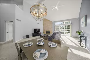 909 Grandview Ln, Aurora, OH 44202 - Photo 12