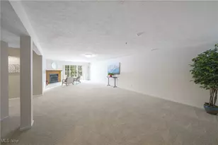 909 Grandview Ln, Aurora, OH 44202 - Photo 28