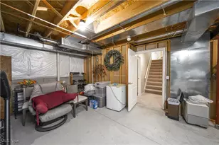 909 Grandview Ln, Aurora, OH 44202 - Photo 34