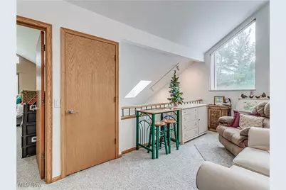 623 Meredith Lane, Cuyahoga Falls, OH 44223 - Photo 18