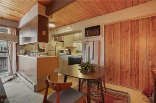 1722 Treetop Trail, Akron, OH 44313 - Photo 10