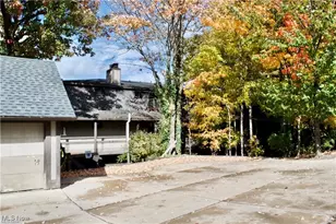 1722 Treetop Trail, Akron, OH 44313 - Photo 20