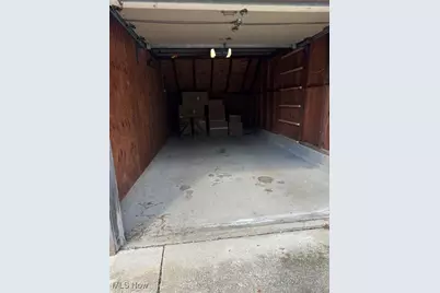 1722 Treetop Trail #11, Akron, OH 44313 - Photo 22