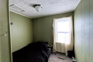 131 8th St SW, New Philadelphia, OH 44663 - Photo 16