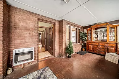 977 W Prospect Road, Ashtabula, OH 44004 - Photo 6