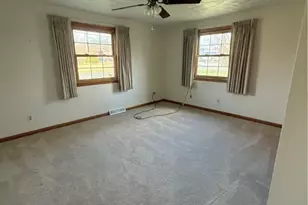 964 Country Club Dr, Zanesville, OH 43701 - Photo 38