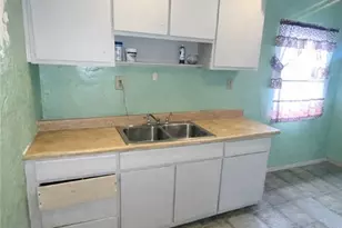 3311 E 130th St, Loveland, OH 44120 - Photo 8