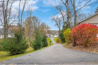 83 Cherry Drive NW, North Canton, OH 44720 - Photo 8