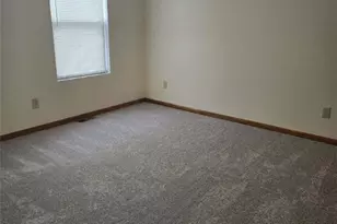 235 Pleasant St, LaGrange, OH 44050 - Photo 6