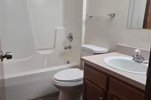 235 Pleasant St, LaGrange, OH 44050 - Photo 10