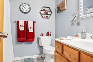 1250 1252 Main St, Lakemore, OH 44312 - Photo 14