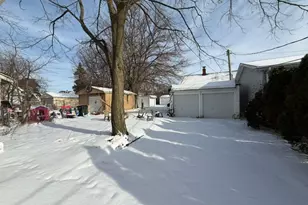 4723 E 94th St, Garfield Heights, OH 44125 - Photo 18