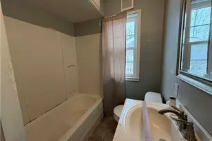 4723 E 94th St, Garfield Heights, OH 44125 - Photo 14