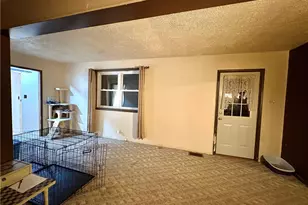 4542 Bloomfield Rd, Cambridge, OH 43725 - Photo 20