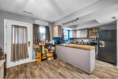 2095 Beechtree Drive, Uniontown, OH 44685 - Photo 6