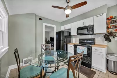 8539 Broadview Road, Grandview Heights, OH 44147 - Photo 12