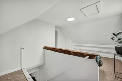 8539 Broadview Road, Grandview Heights, OH 44147 - Photo 16