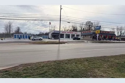 5800 Fulton Drive NW, Canton, OH 44718 - Photo 2