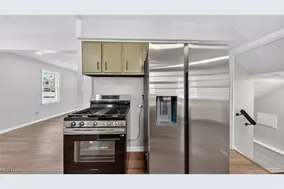 16811 Invermere Avenue, Loveland, OH 44128 - Photo 8