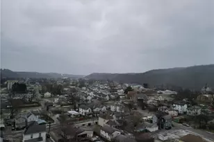 408 15th St, Wellsville, OH 43968 - Photo 32