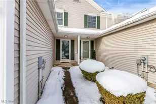 1744 Maxwell Blvd, Brunswick, OH 44212 - Photo 2