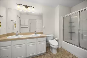 953 Longitude Ln, Amherst, OH 44001 - Photo 20