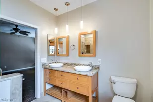 2286 Bent Branch Ct, Akron, OH 44333 - Photo 20