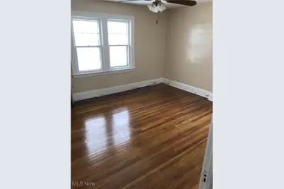 1146 Cleveland Heights Boulevard, Cleveland Heights, OH 44121 - Photo 2