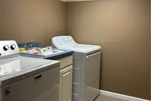 1172 Woodward Ave, Akron, OH 44310 - Photo 26