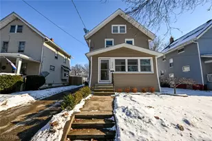 1033 Herberich Ave, Akron, OH 44301 - Photo 2