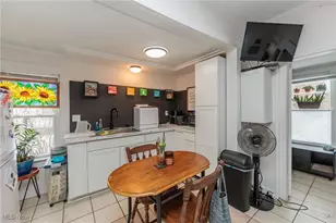 21082 Westwood Dr, Strongsville, OH 44149 - Photo 20