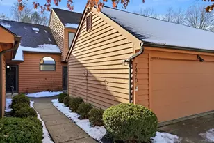 7470 Millrace Ln, Sagamore Hills, OH 44067 - Photo 2