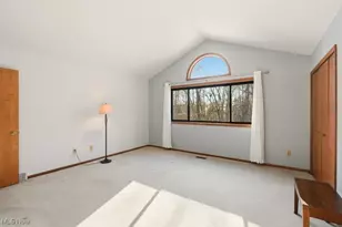 7470 Millrace Ln, Sagamore Hills, OH 44067 - Photo 16