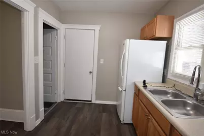 5425 Adams Avenue, Ashtabula, OH 44004 - Photo 18