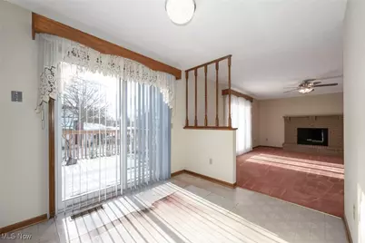 6274 Bayside Street NW, Canton, OH 44718 - Photo 12