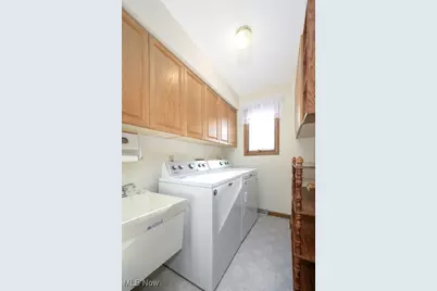 6274 Bayside Street NW, Canton, OH 44718 - Photo 14