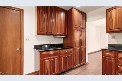 1675 Nob Hill Road, Zanesville, OH 43701 - Photo 16