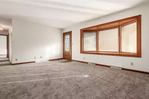 1675 Nob Hill Rd, Zanesville, OH 43701 - Photo 4