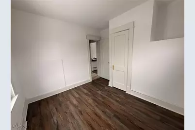 9521 Mount Auburn Avenue, Loveland, OH 44104 - Photo 12