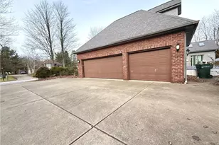 675 Presidential, Boardman, OH 44512 - Photo 4