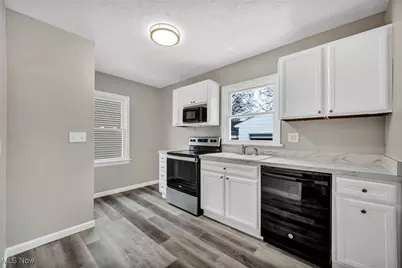 1677 Mapledale Road, Wickliffe, OH 44092 - Photo 6