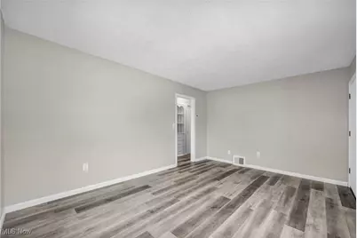1677 Mapledale Road, Wickliffe, OH 44092 - Photo 4