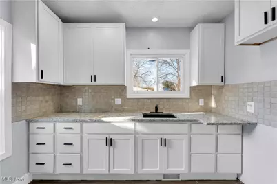 337 Lucas Street, Barberton, OH 44203 - Photo 14