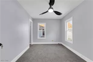 337 Lucas St, Barberton, OH 44203 - Photo 24