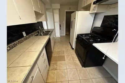 4042 Northfield Road, Huber Heights, OH 44122 - Photo 2