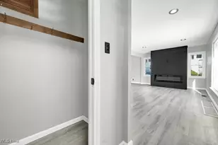 4754 Lawrence Ave, Garfield Heights, OH 44125 - Photo 2