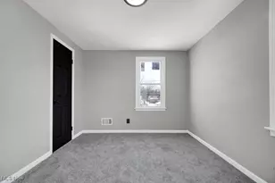 4754 Lawrence Ave, Garfield Heights, OH 44125 - Photo 12