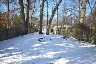 3095 Prior Dr, Cuyahoga Falls, OH 44223 - Photo 24