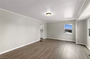 146 Hutchinson Dr, St Clairsville, OH 43950 - Photo 6